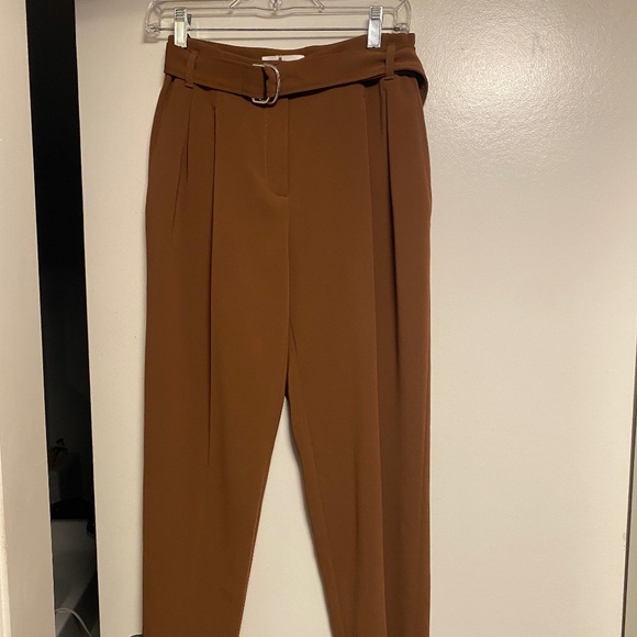 Boss dress pants in tobacco gold with self belt and pleated front-Size 2 - Picture 1 of 5